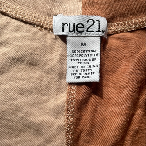 two-color short blouse, semi-new, round neck - Picture 2 of 3